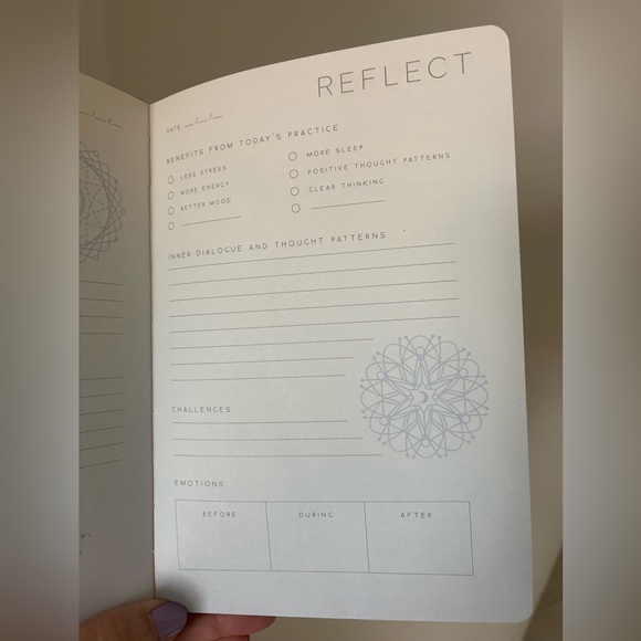 Meditation: A Day and Night Reflection Journal (90 Days) - Picture 8 of 9